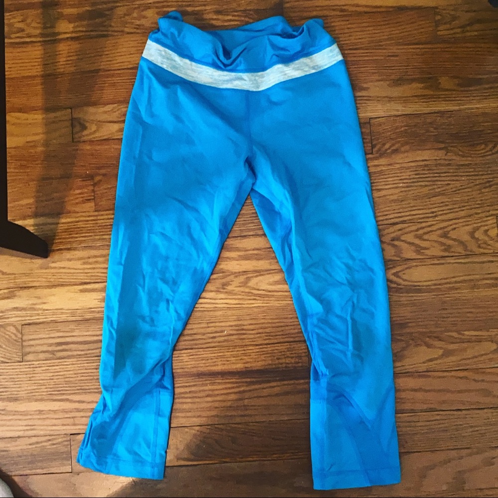 Lululemon size 6 leggings